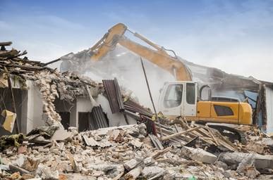 Na demolice budov a regeneraci brownfieldů poskytne ministerstvo pro místní rozvoj 500 milionů korun
