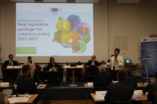 Kam kráčí kohezní politika? Evropská komise představila v Praze změny pro příští období